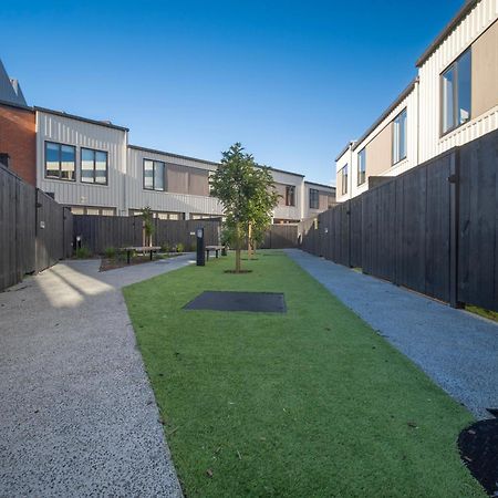 Modern Townhouse Close To City With Full Kitchen - Ellerslie Auckland Ngoại thất bức ảnh