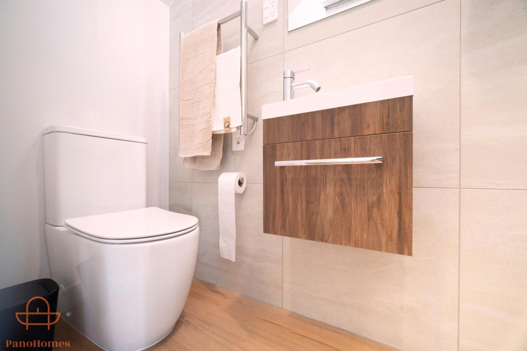 Modern Townhouse Close To City With Full Kitchen - Ellerslie Auckland Ngoại thất bức ảnh