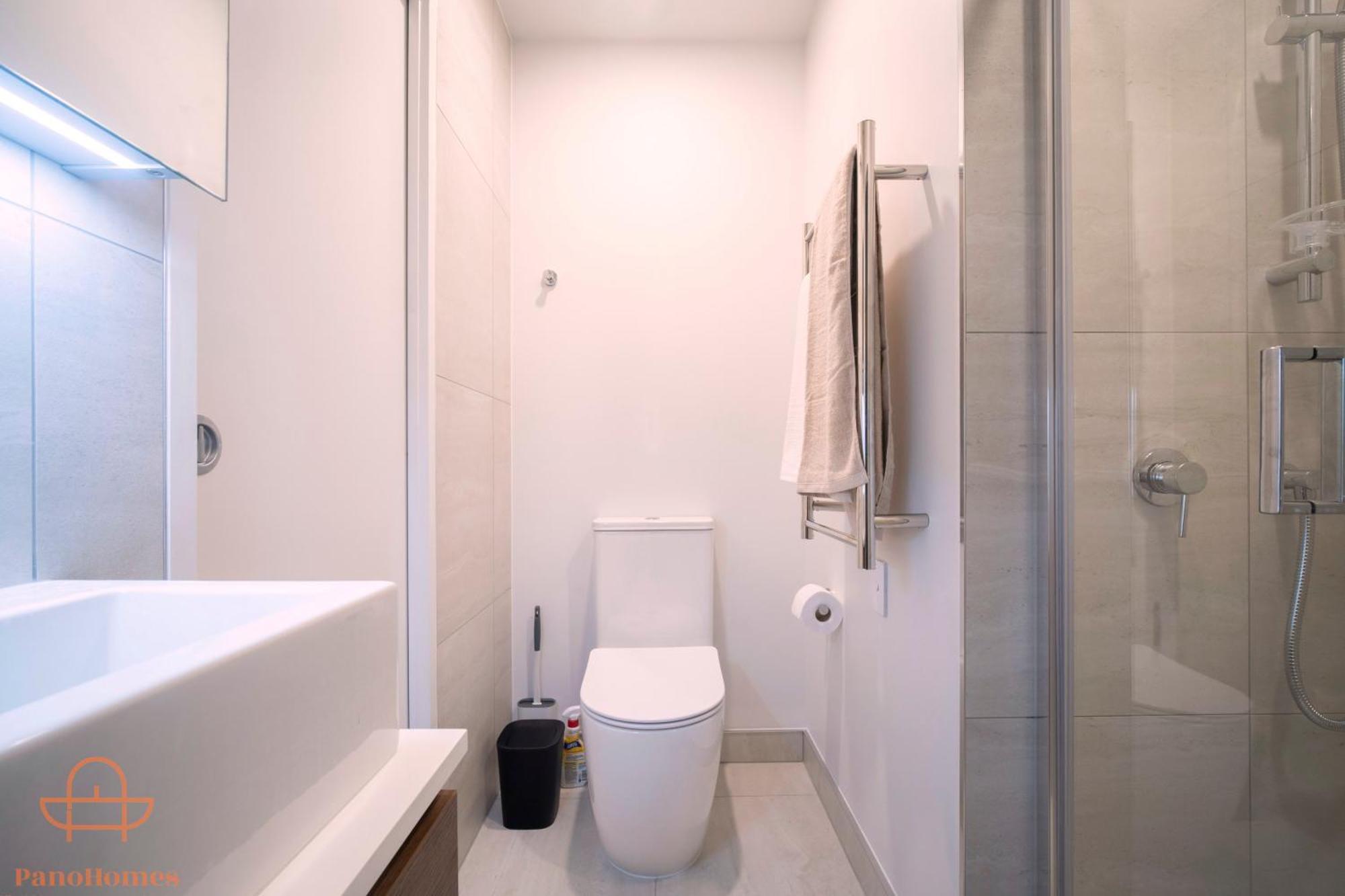 Modern Townhouse Close To City With Full Kitchen - Ellerslie Auckland Ngoại thất bức ảnh