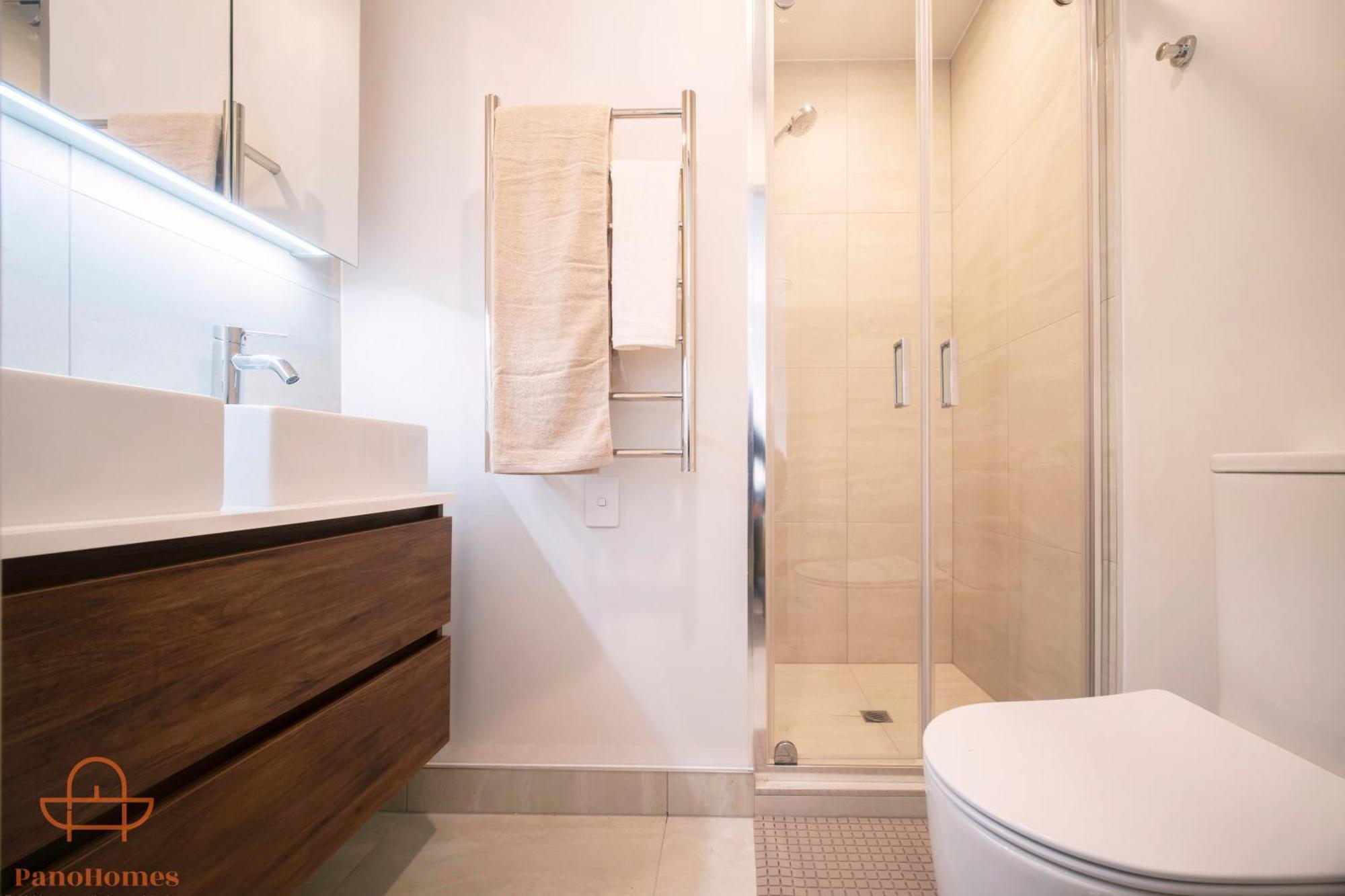 Modern Townhouse Close To City With Full Kitchen - Ellerslie Auckland Ngoại thất bức ảnh