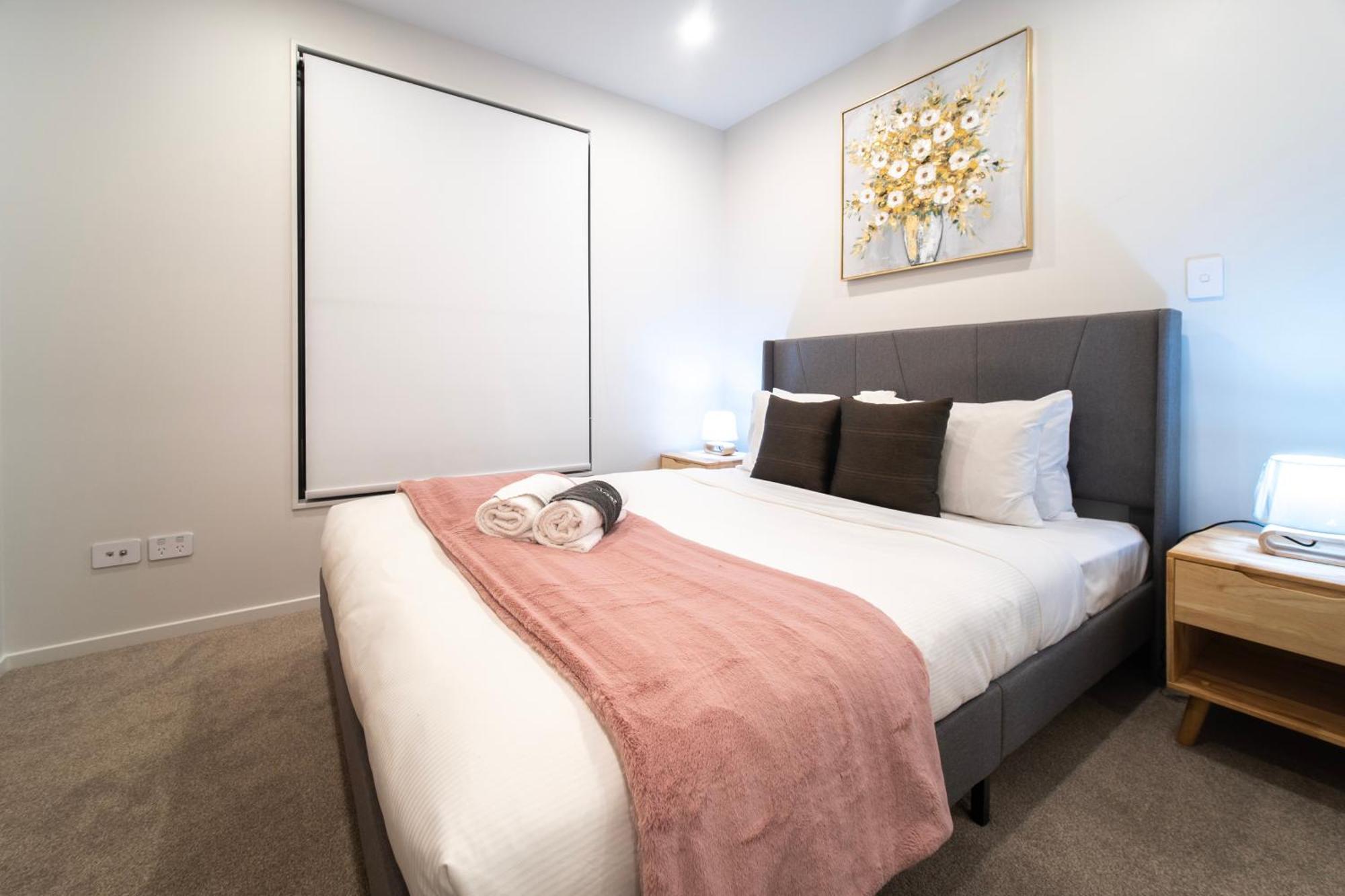 Modern Townhouse Close To City With Full Kitchen - Ellerslie Auckland Ngoại thất bức ảnh